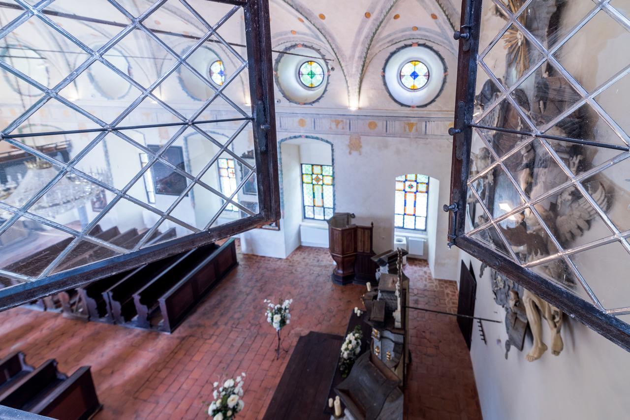 Hotel Zamek Svijany 외부 사진