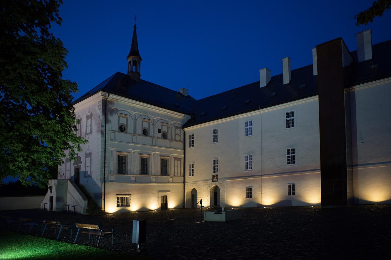 Hotel Zamek Svijany 외부 사진